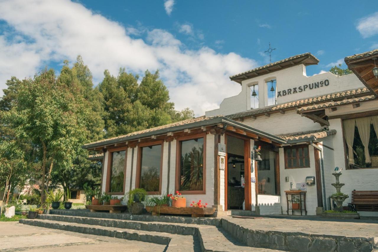 Hotel Hacienda Abraspungo Riobamba Exterior photo